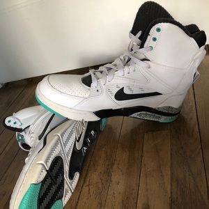 Nike Air Force Men’s shoes